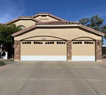 garage door in an AZ home